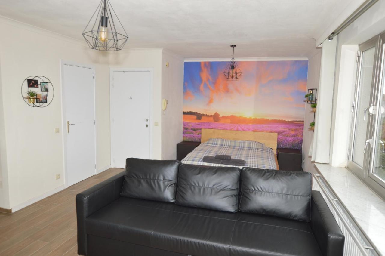 Modern And Private Studio With All Comfort! Apartment Roeselare Bagian luar foto